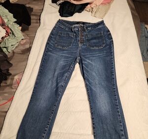 Judy Blue Medium Blue High-Rise Button-Fly Jeans